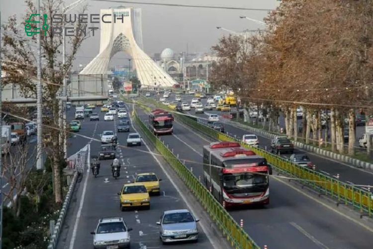 خیابان آزادی تهران