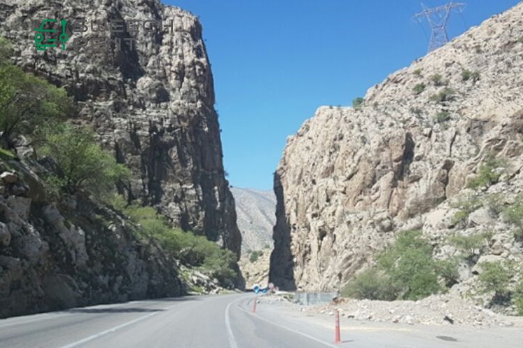 جاده شیراز به کازرون